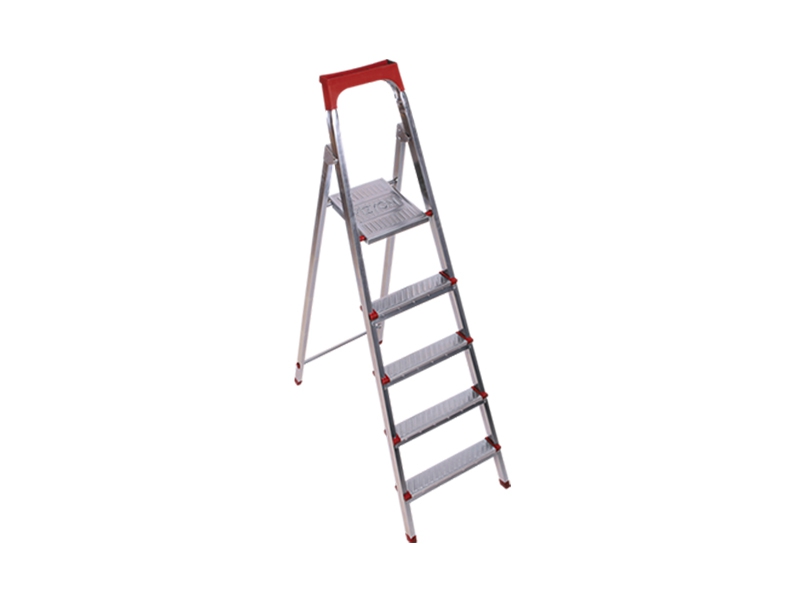 Four Steps Standard Ladders